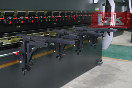 "Da58t 2D-Programmierung CNC 200tonx4000mm Stahlplatten-Faltmaschine"